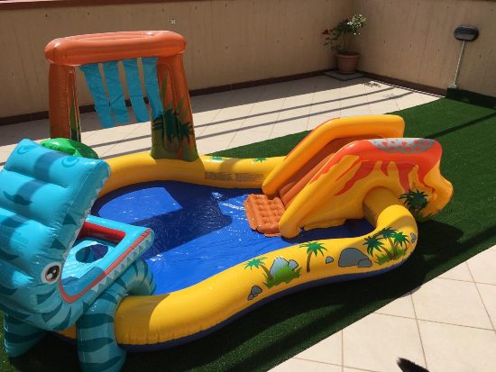 Piscina parco giochi per bambini da terrazzo